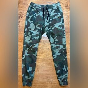 Brooklyn Cloth Camo Jogger Pants Green Army Men’s S Unisex